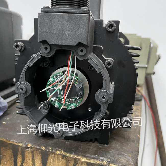 精雕雕刻機(jī)主軸電機(jī)常見(jiàn)故障維修與故障分析