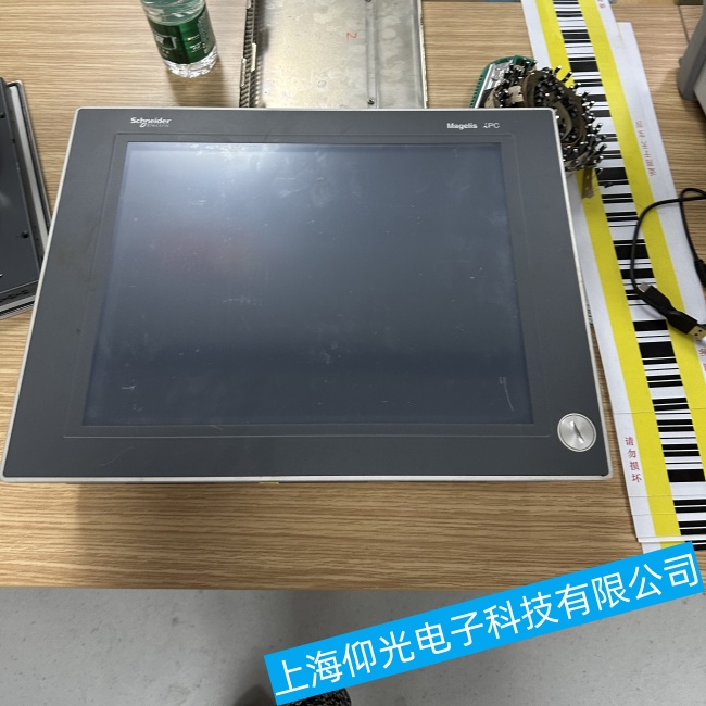 嘉興施耐德面板式工控機XBTN400開機后不能正常使用故障維修哪家好些