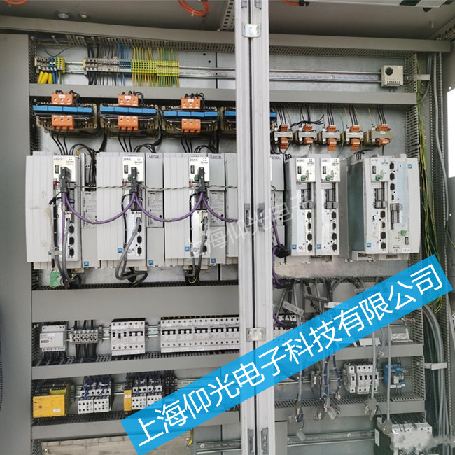 倫茨驅動器維修EVF8221-E 開機就報警顯示Sd5故障維修方法